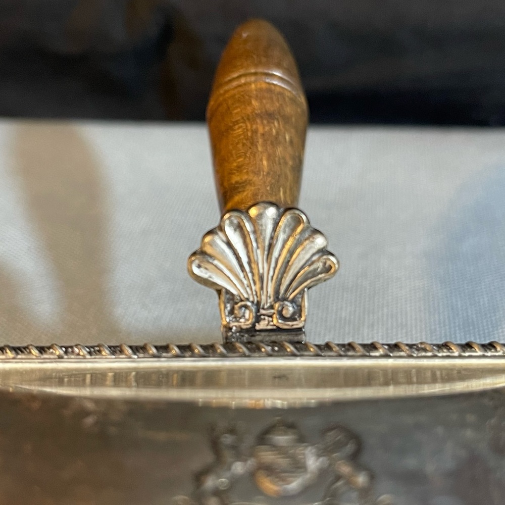 FB Rogers Silverplate Silent/Ash Butler - Picture 8 of 8